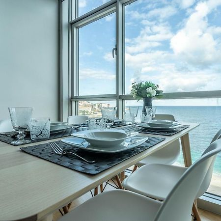 Apartamento En Primera Linea De Playa Riazor A Coruña Dış mekan fotoğraf
